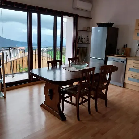 Car' Mare D'antioco Апартаменты Улассаи