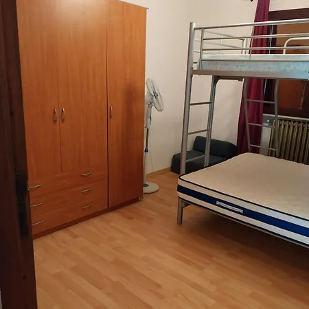 Car' Mare D'antioco شقة *